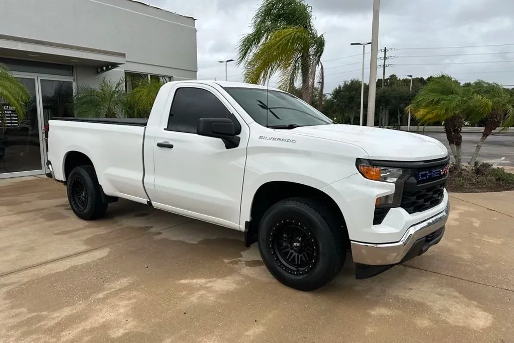 2022 Chevrolet Silverado 1500 photo 1