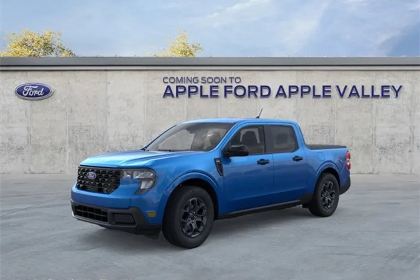 2025 Ford Maverick XLT photo 1