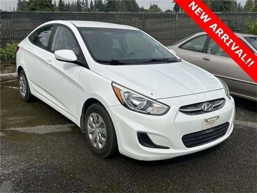 2016 Hyundai Accent SE photo 1