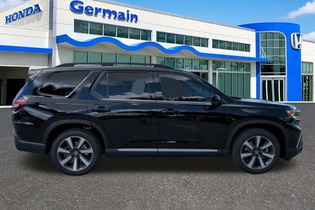 2025 Honda Pilot Elite photo 1