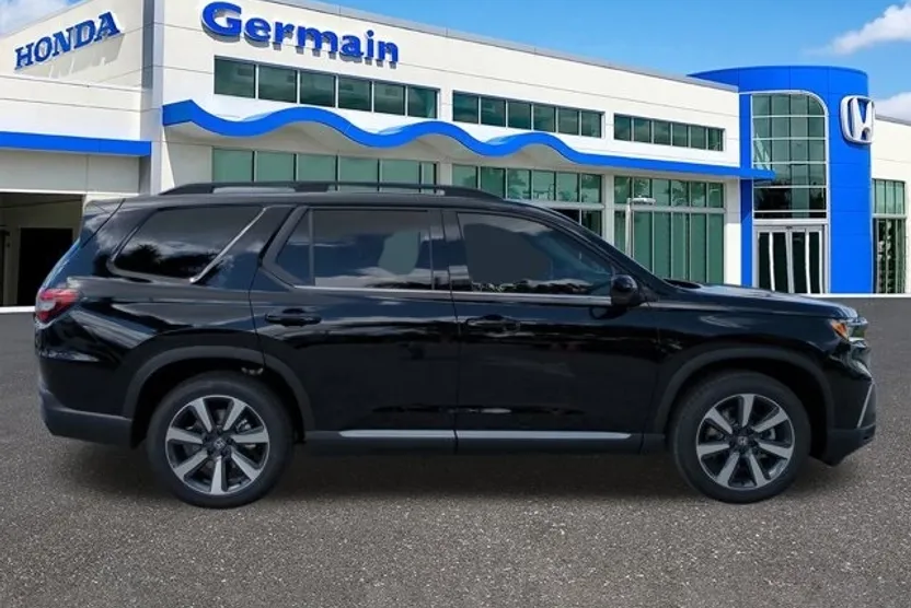2025 Honda Pilot Elite photo 1
