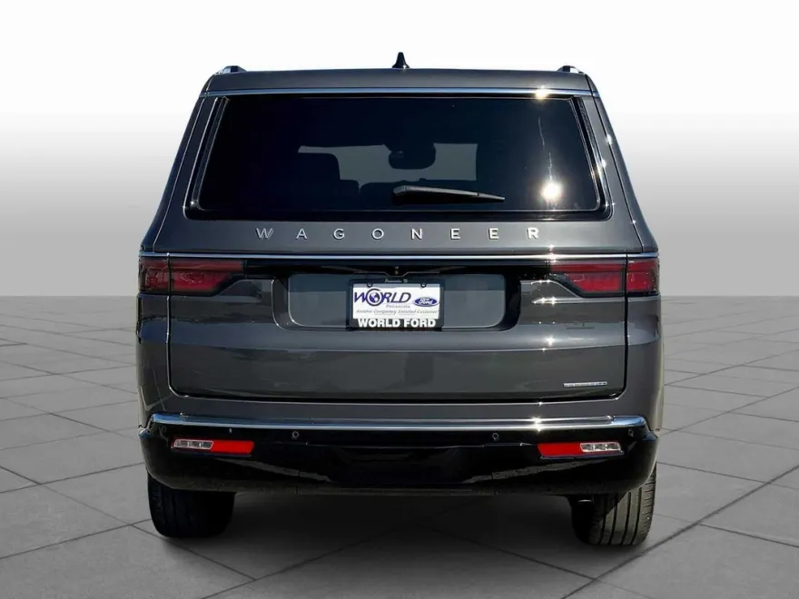 2024 Jeep Wagoneer Series II photo 1
