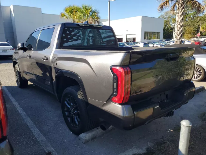 2023 Toyota Tundra Platinum CrewMax photo 1