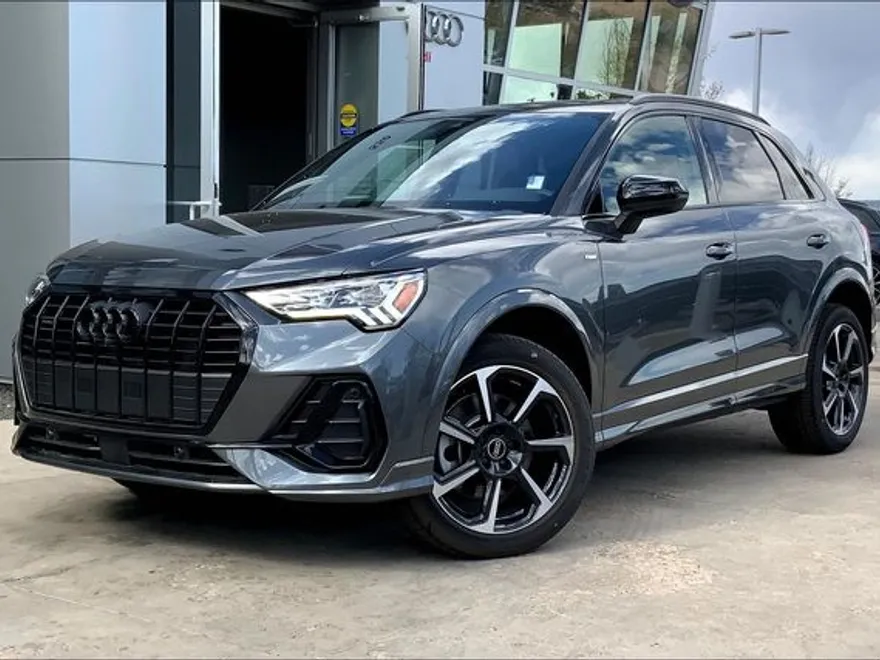 2025 Audi Q3 S line Premium Plus photo 1