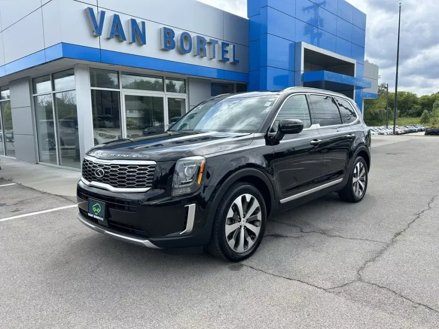2020 Kia Telluride S photo 1