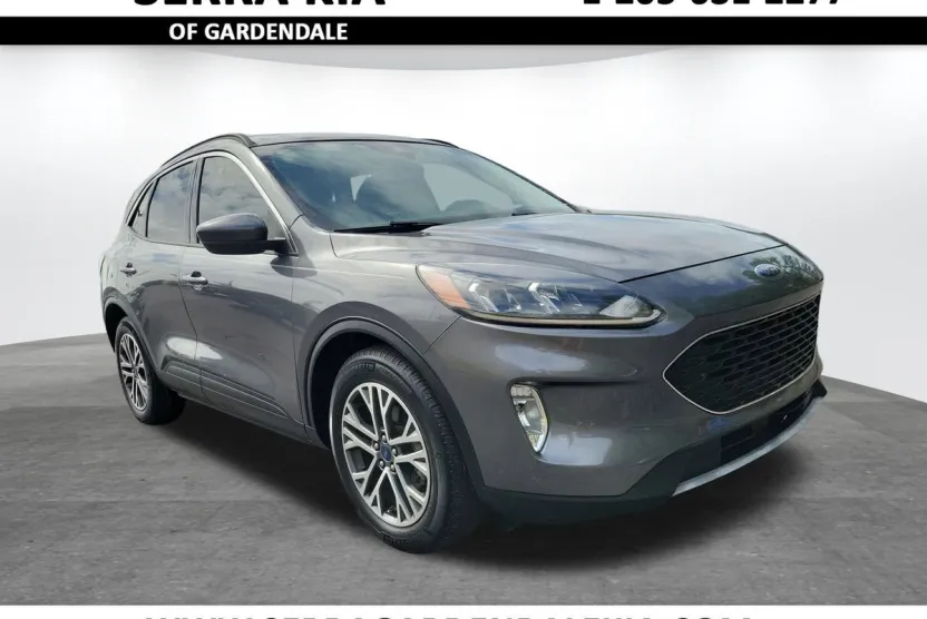 2021 Ford Escape SEL photo 1