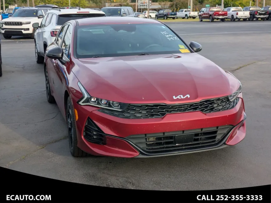 2024 Kia K5 GT-Line photo 1
