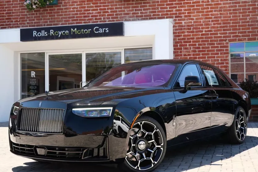 2025 Rolls Royce Ghost Black Badge photo 1