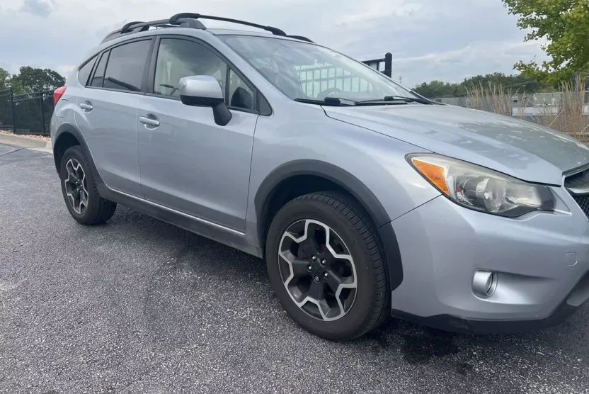 2014 Subaru Crosstrek 2.0i Premium photo 1