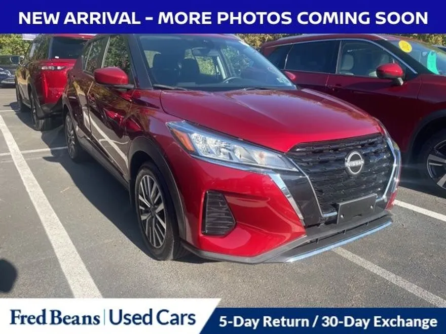 2024 Nissan Kicks SV photo 1
