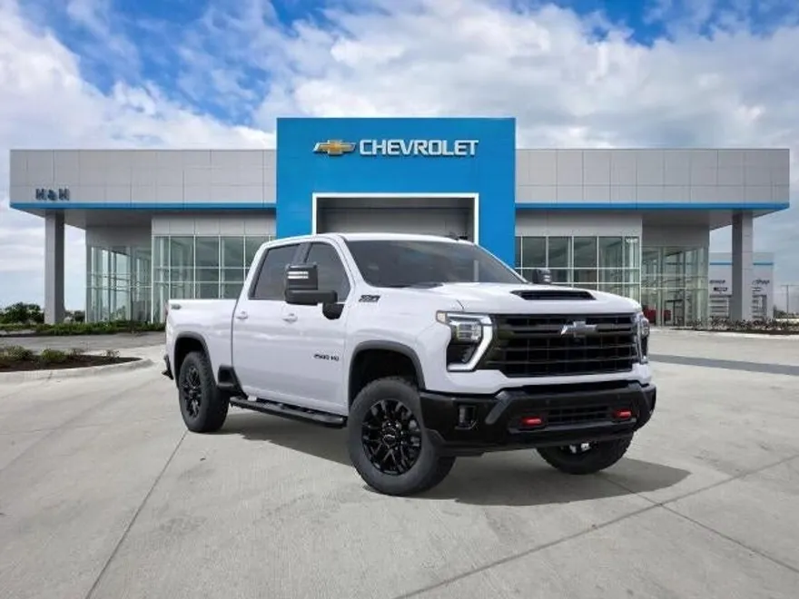 2025 Chevrolet Silverado 2500HD LT photo 1