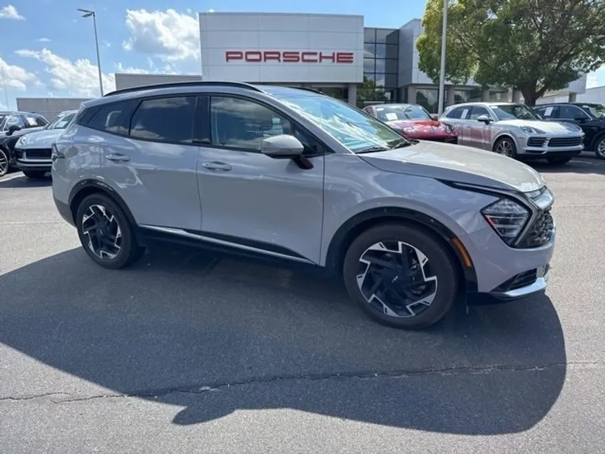 2023 Kia Sportage photo 1