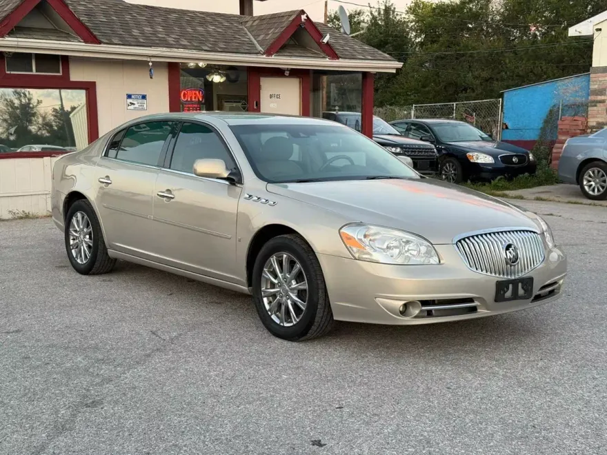 2009 Buick Lucerne CXL photo 1