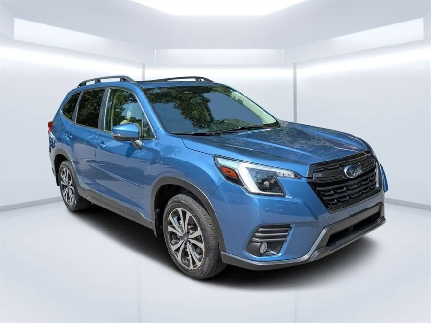 2022 Subaru Forester Limited photo 1