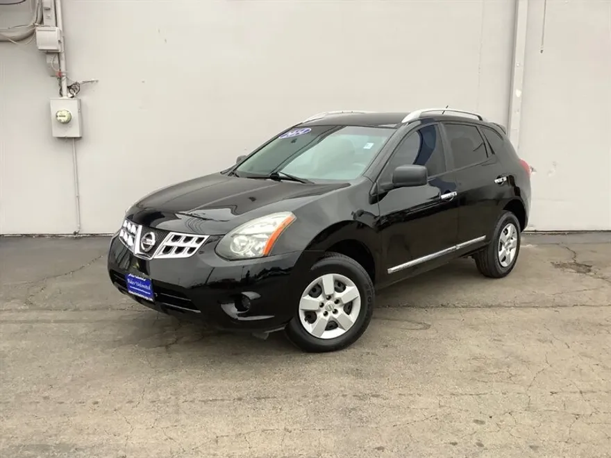 2014 Nissan Rogue Select S photo 1