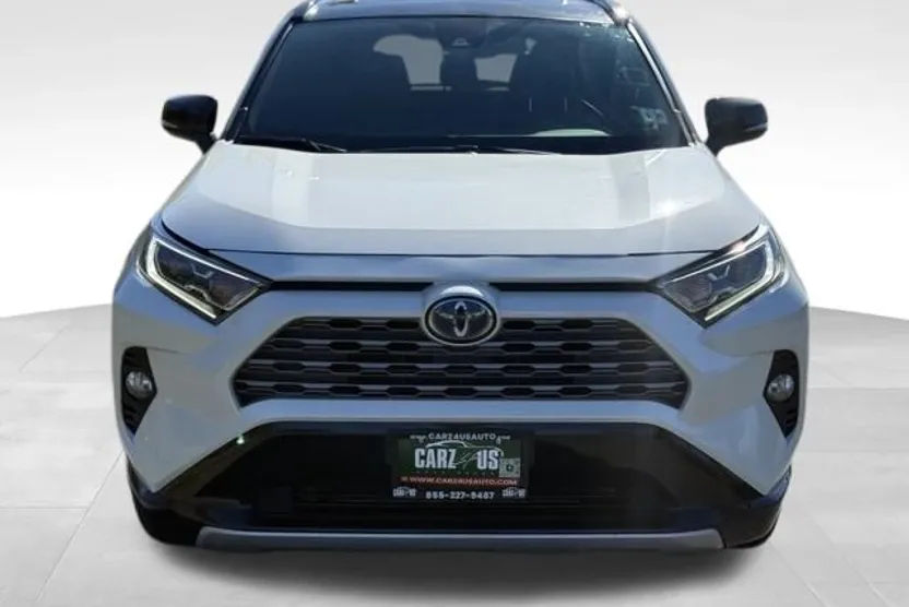 2021 Toyota RAV4 Hybrid XSE photo 1