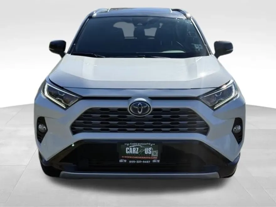 2021 Toyota RAV4 Hybrid XSE photo 1
