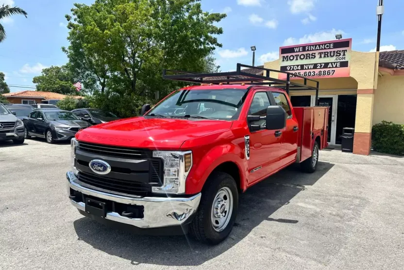 2019 Ford F-350 photo 1
