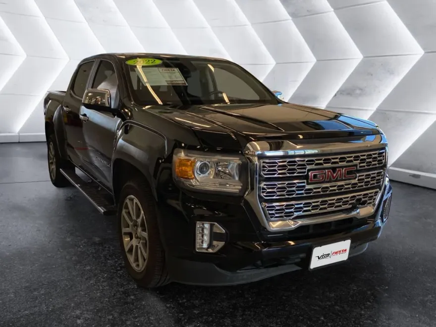 2022 Gmc Canyon Denali photo 1