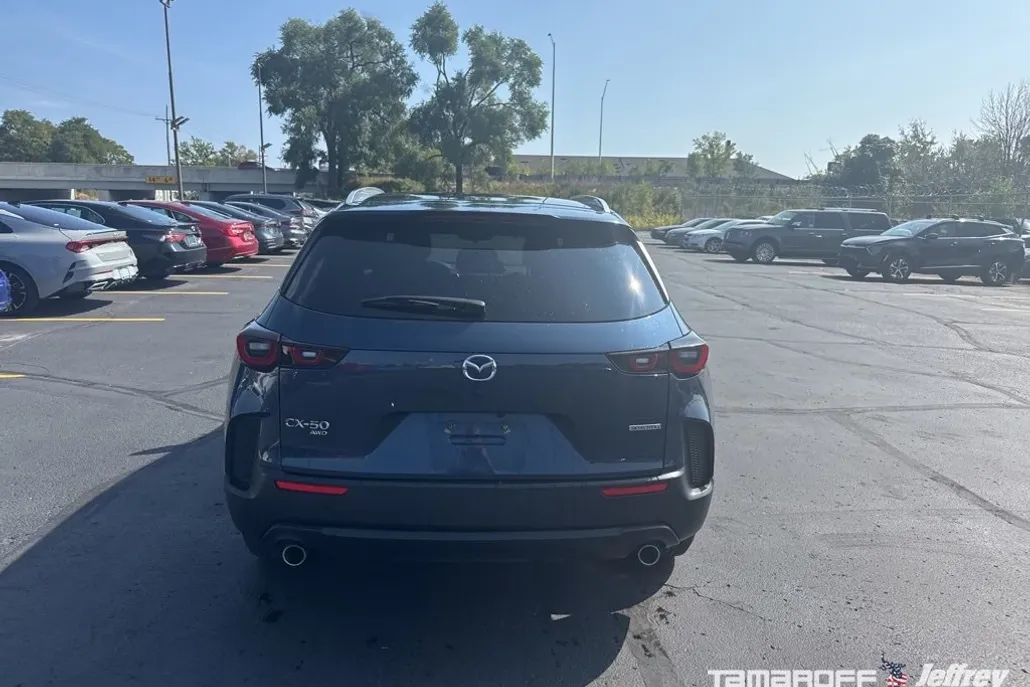 2024 Mazda CX-50 2.5 S Preferred photo 1