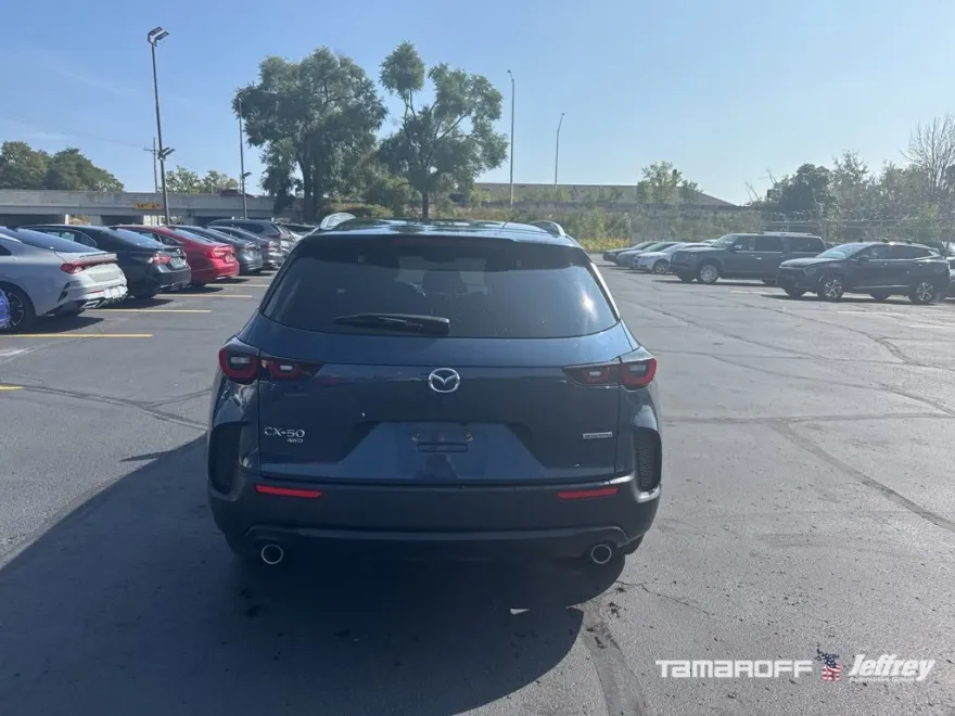 2024 Mazda CX-50 2.5 S Preferred photo 1