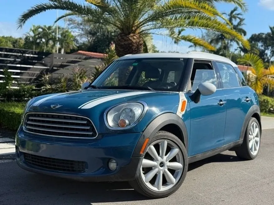 2011 Mini Countryman photo 1