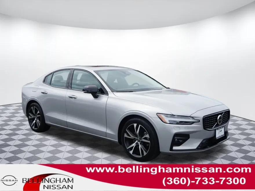 2025 Volvo S60 B5 photo 1