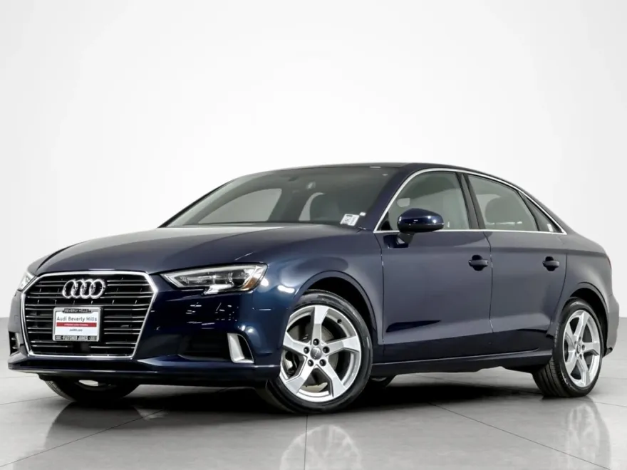 2019 Audi A3 Premium 40 TFSI photo 1