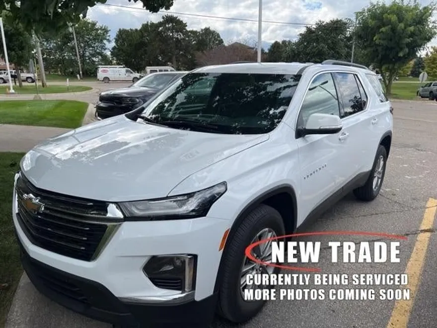 2023 Chevrolet Traverse Cloth photo 1