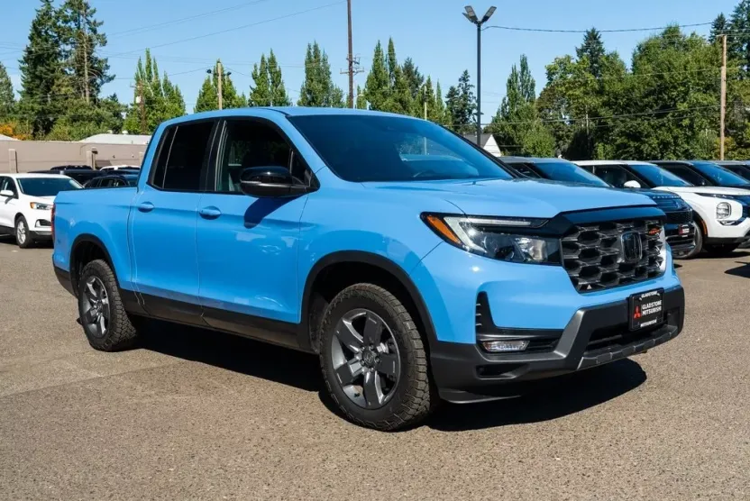 2024 Honda Ridgeline TrailSport photo 1