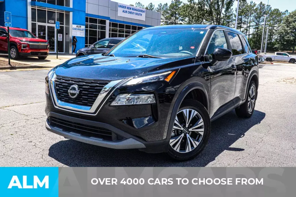 2023 Nissan Rogue SV photo 1