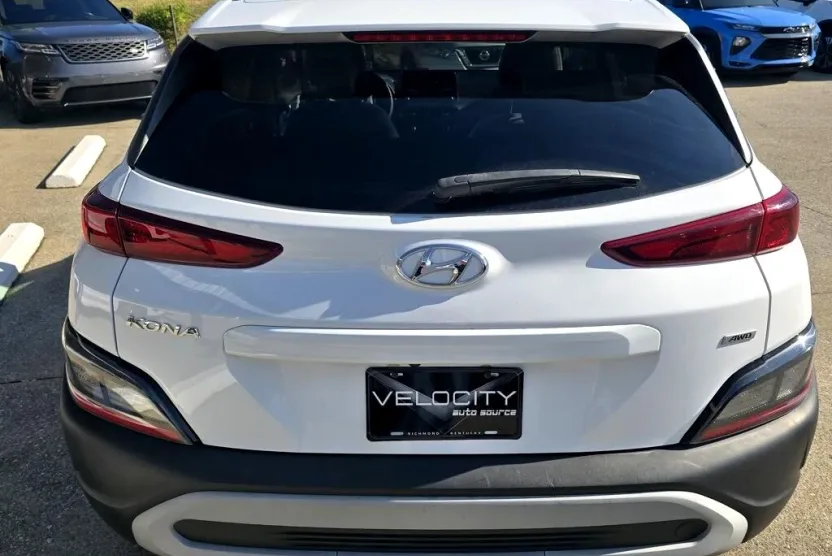 2022 Hyundai Kona SEL N Line photo 1