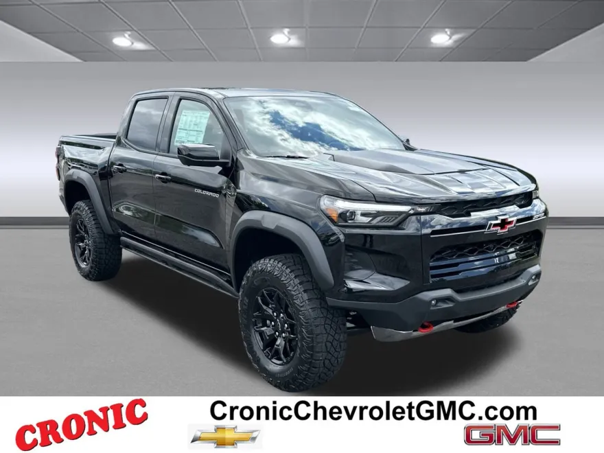 2025 Chevrolet Colorado ZR2 photo 1