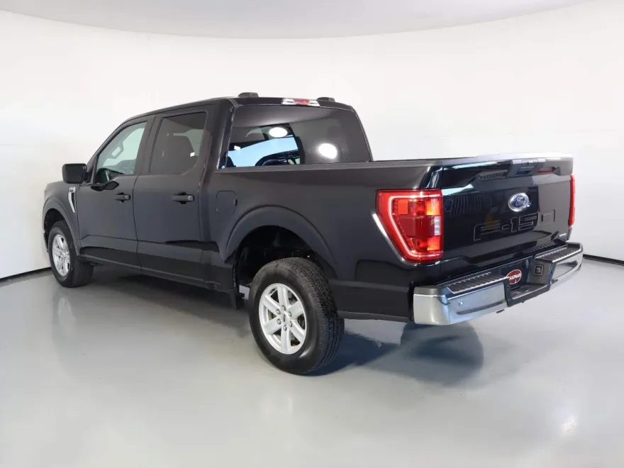 2023 Ford F-150 XLT photo 1