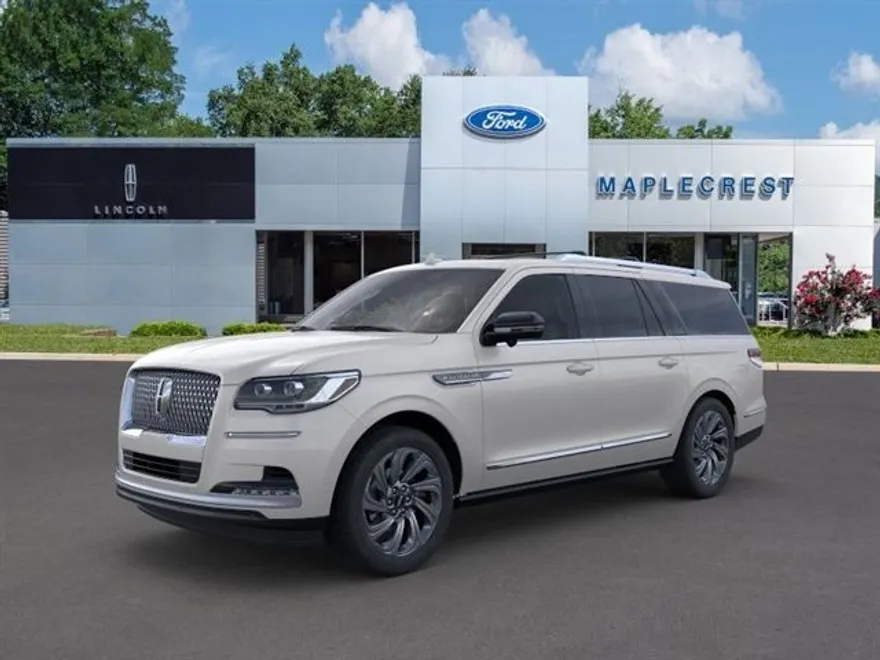 2024 Lincoln Navigator L Reserve photo 1
