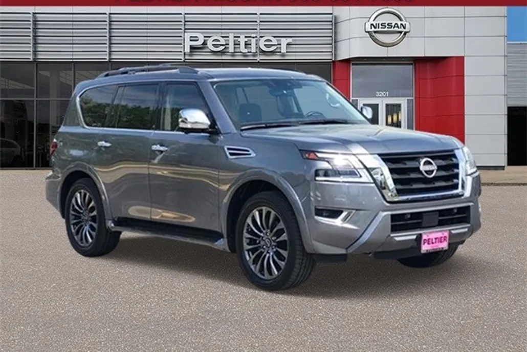 2023 Nissan Armada Platinum photo 1