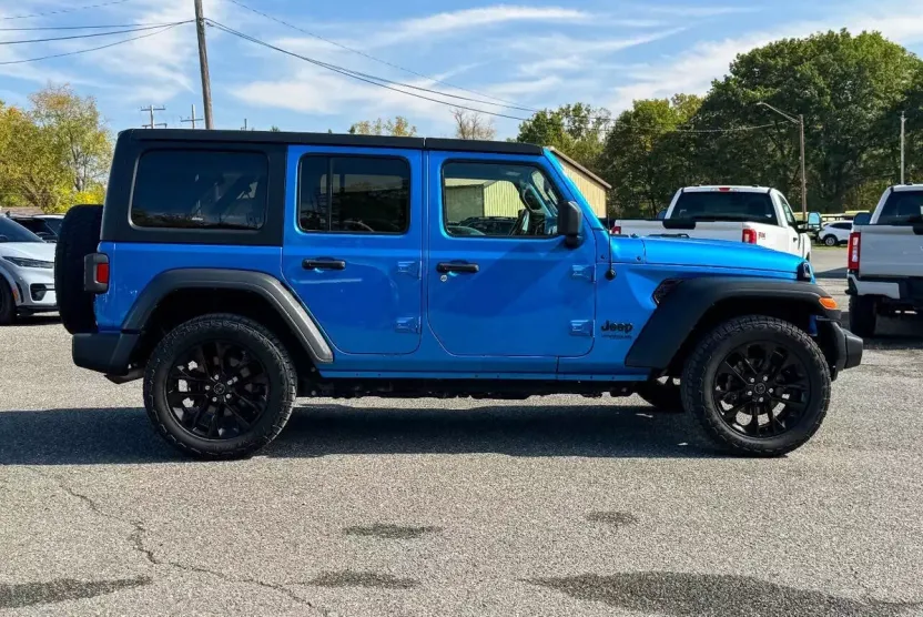 2021 Jeep Wrangler Unlimited Sport Altitude photo 1