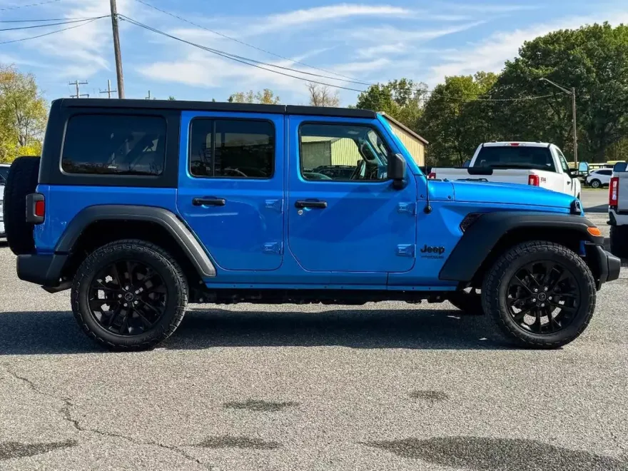 2021 Jeep Wrangler Unlimited Sport Altitude photo 1