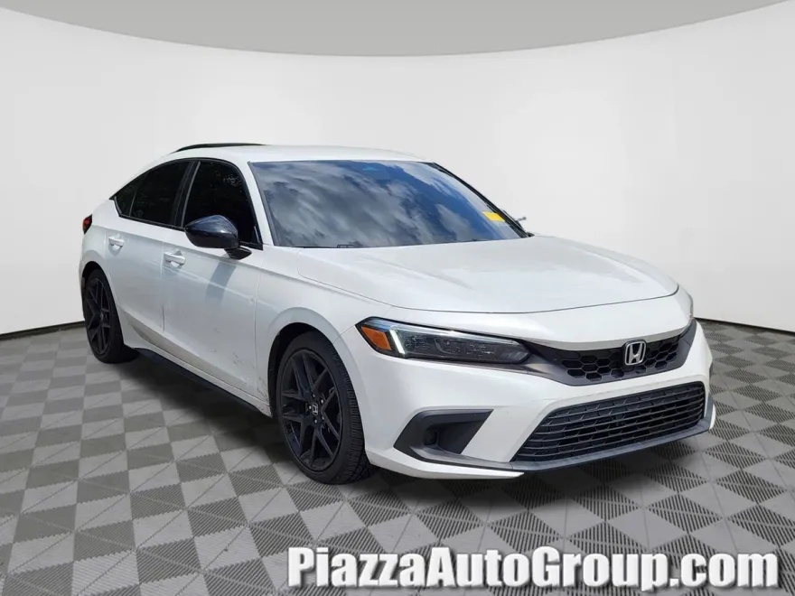 2022 Honda Civic Sport Hatchback photo 1