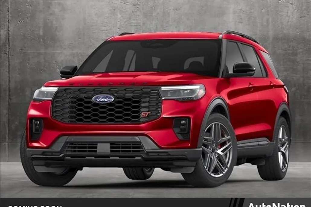 2025 Ford Explorer ST photo 1