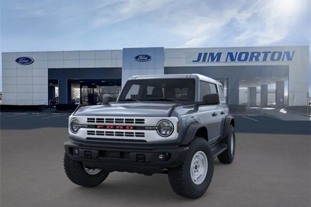 2025 Ford Bronco Heritage First Edition photo 1