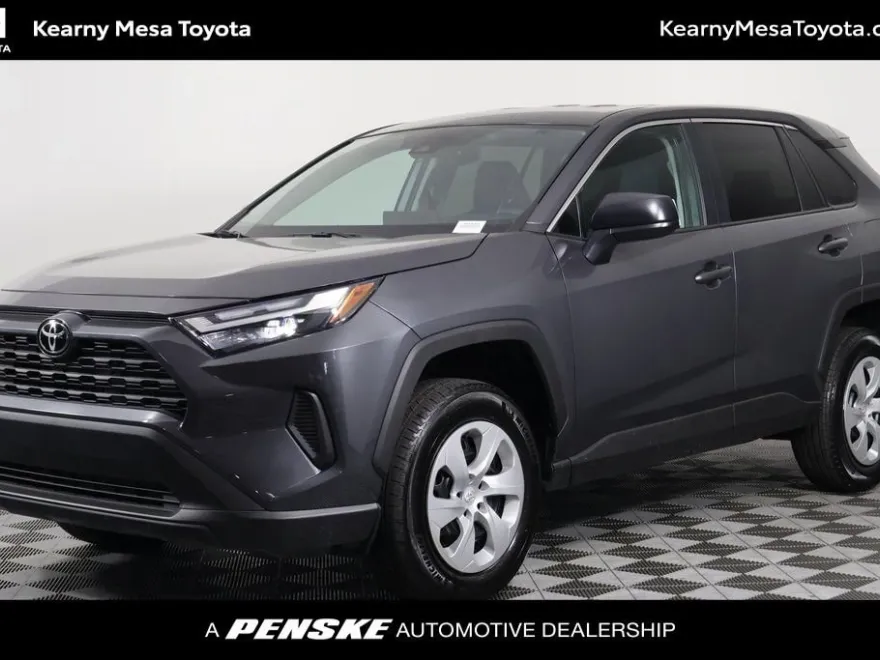 2025 Toyota RAV4 LE photo 1