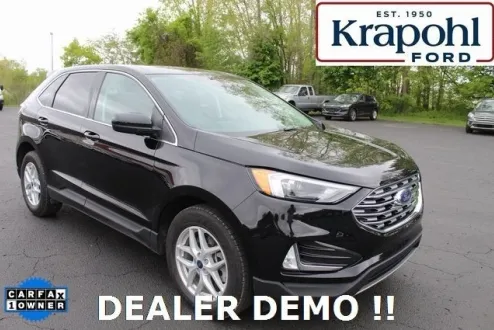 2022 Ford Edge SEL photo 1