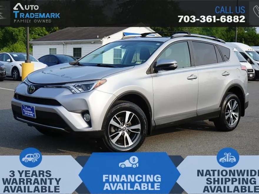 2018 Toyota RAV4 XLE photo 1