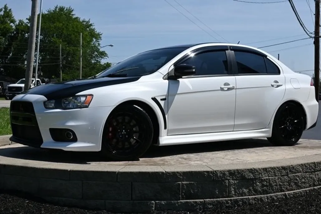 2015 Mitsubishi Lancer Evolution Final Edition photo 1