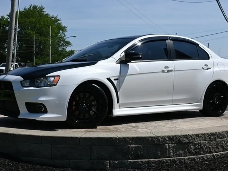 2015 Mitsubishi Lancer Evolution Final Edition photo 1