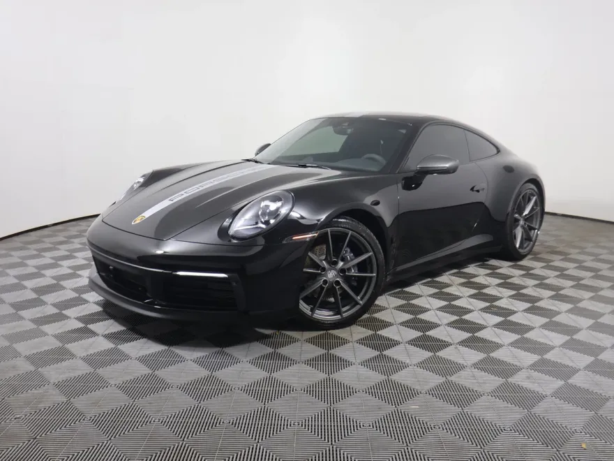 2024 Porsche 911 T photo 1