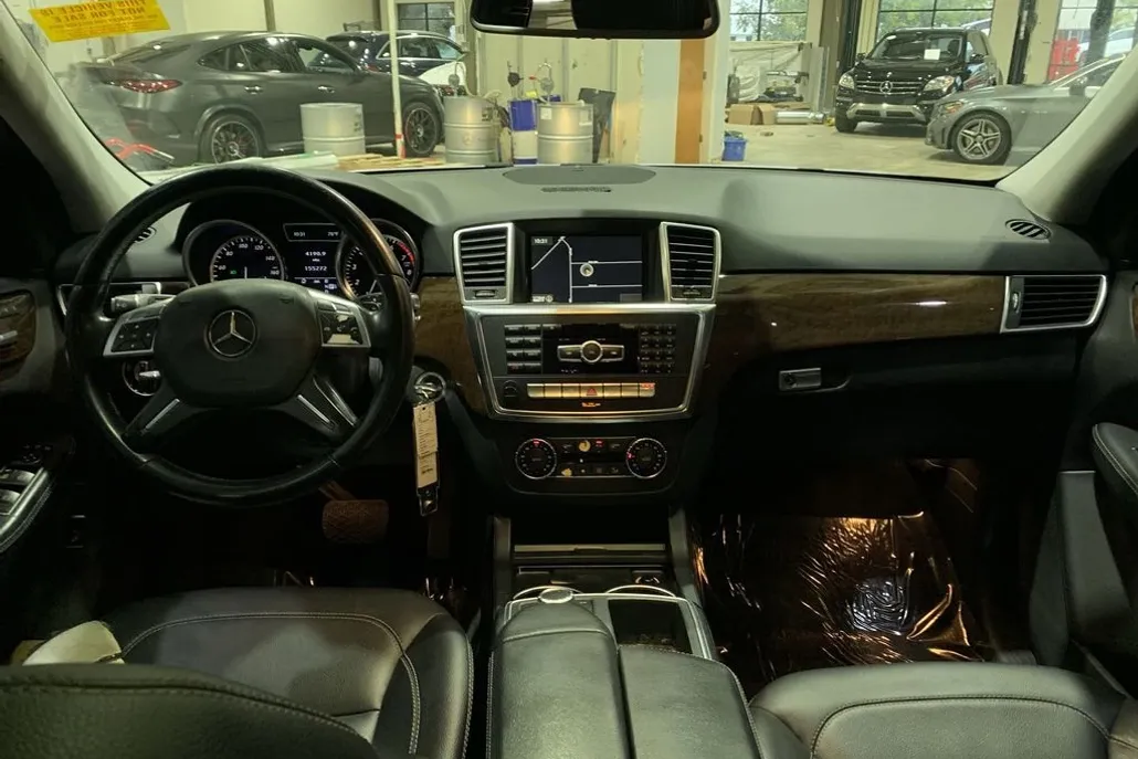 2012 Mercedes Benz ML 350 4MATIC photo 1