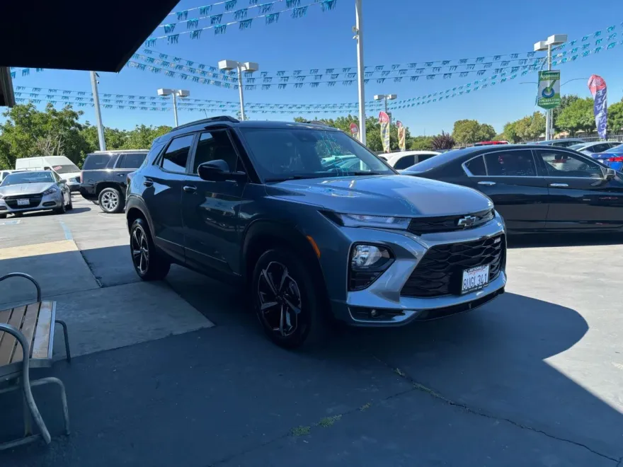 2021 Chevrolet Trailblazer RS photo 1