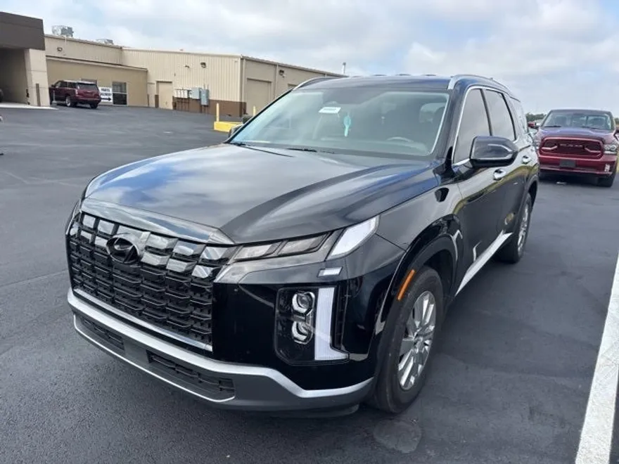 2023 Hyundai Palisade SEL photo 1